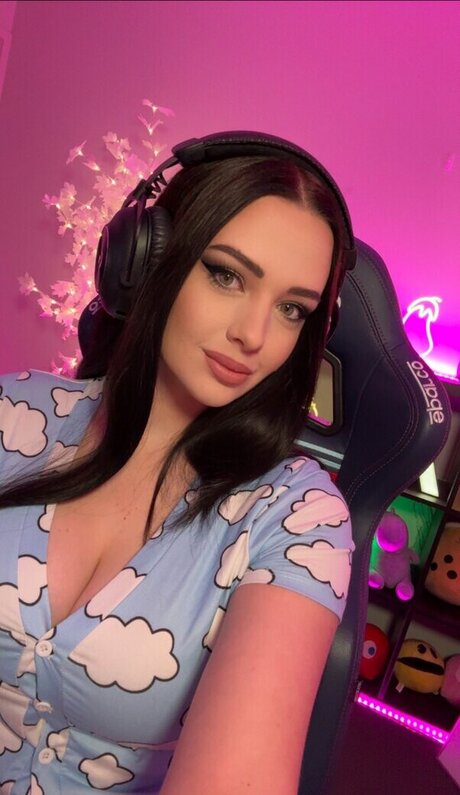 Eleanorsaur star xxx pics