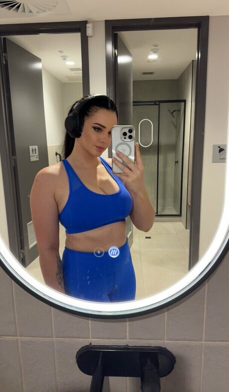 Eleanorsaur sexy pornstar pictures