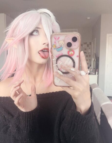 selkiewoah sexy star galleries