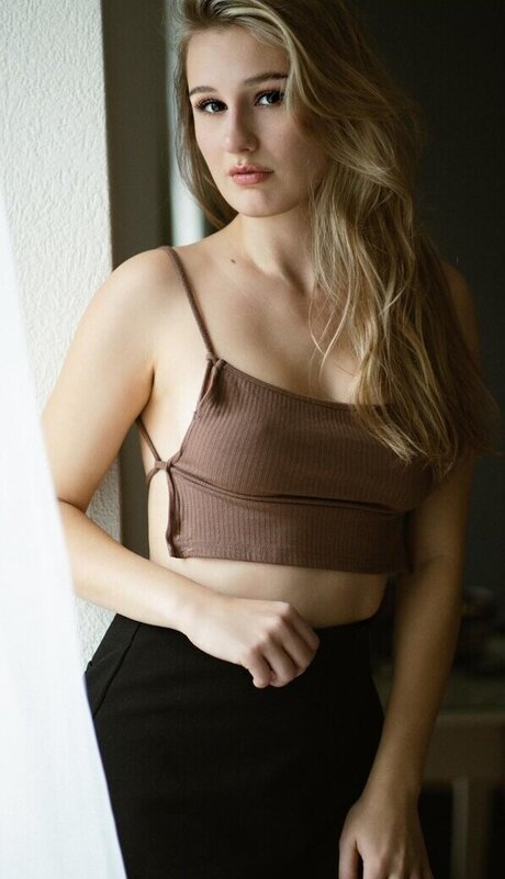 Celine Zed model xxx pic