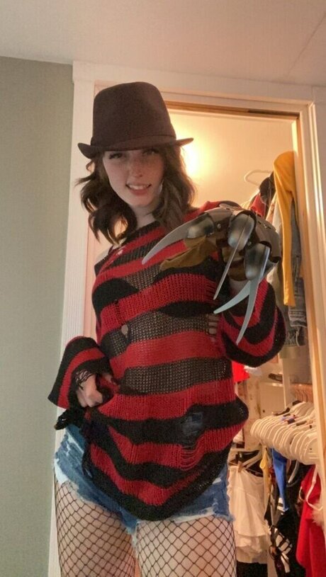 Mortal Kombat Erotic Cosplay xxx model picture