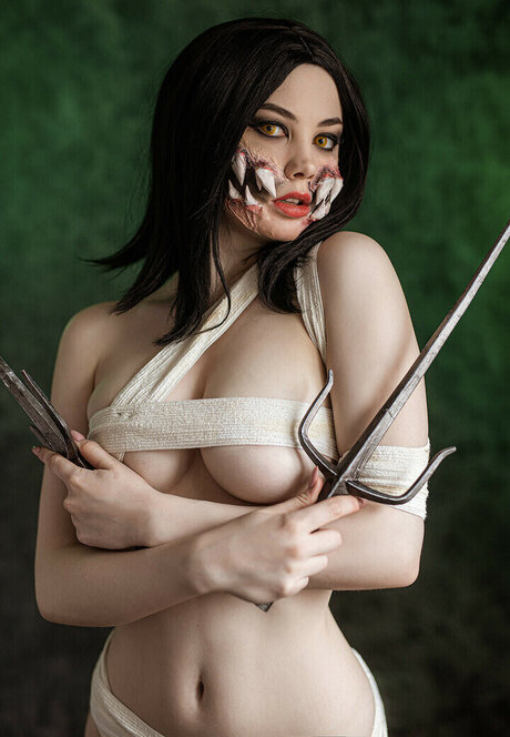Mortal Kombat Erotic Cosplay naked actress archive