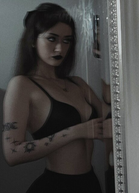 Itsmalic3 erotic model archive