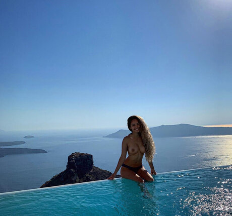 Valkyrae nude model gallery