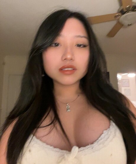 Violetngyn pornstar xxx image