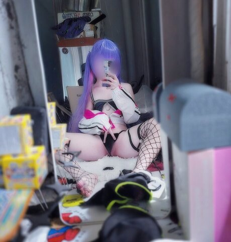 rapulras model nudes pictures