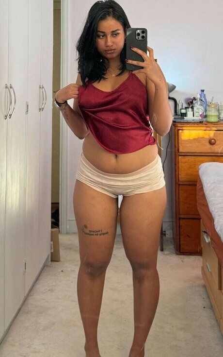 senoritasara pornstar beautiful images