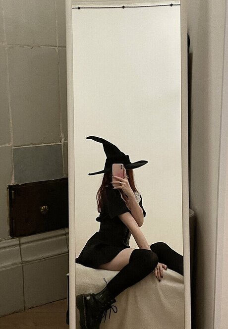 Kuromiromi naked pornstar archive