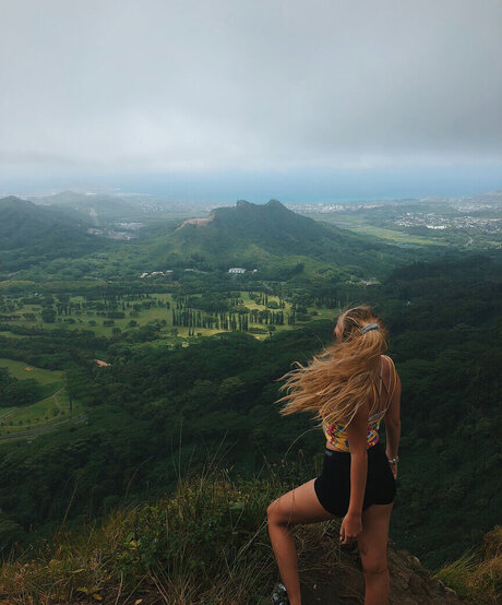 rianabailey naked model pic