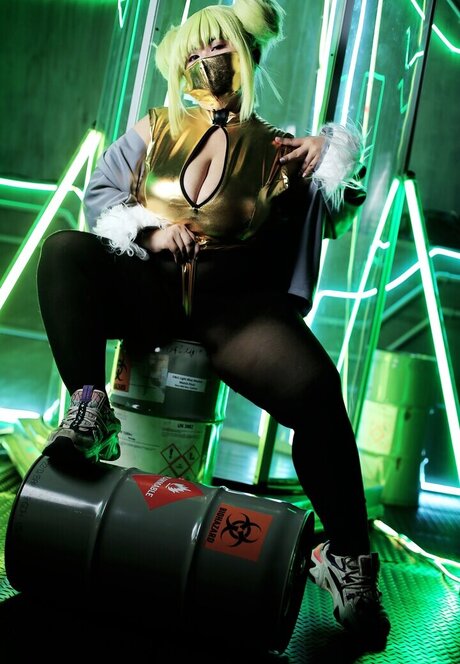 kreyz1e nude model photo