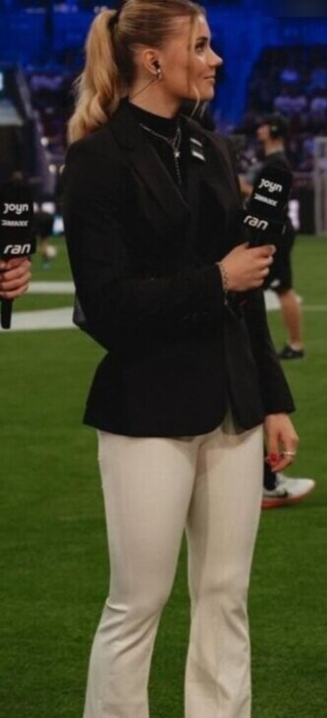 Selina Cerci model image