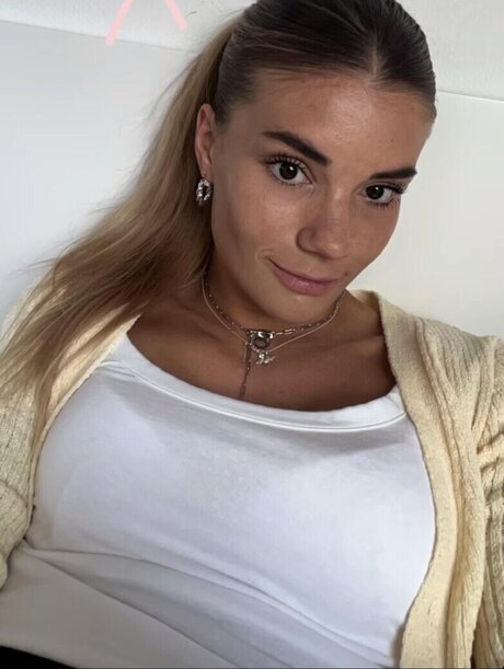 Selina Cerci model pornographic gallery