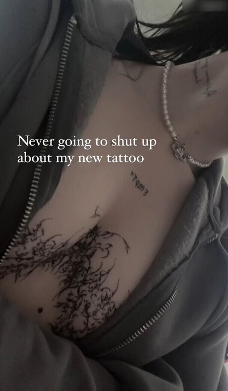 Laurinchhhe model nudes images