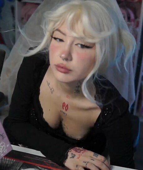 Laurinchhhe thumbnail