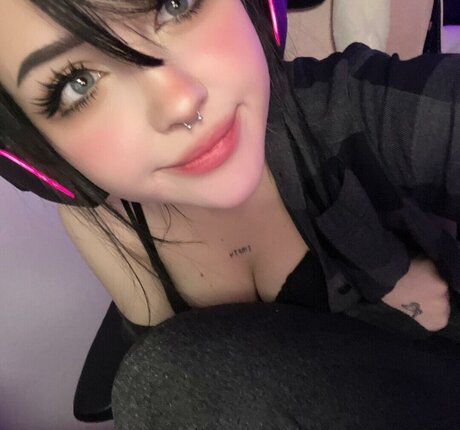 Laurinchhhe profile pic