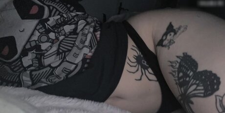 Laurinchhhe hd actress photos