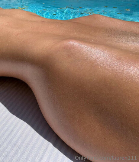 Taylin Alberts star art photo