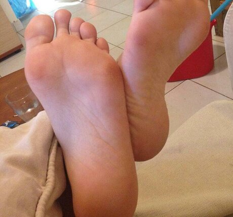 Ellie Balta art actress photo