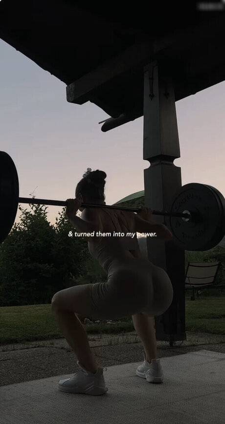 Lisa Marie Schiffner hot pornstar gallery