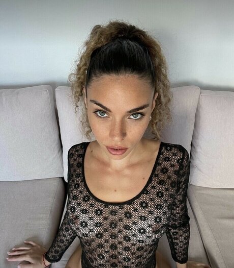 valeriamarkoy free model pics