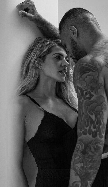 Sarah Harrison pornstar art pics