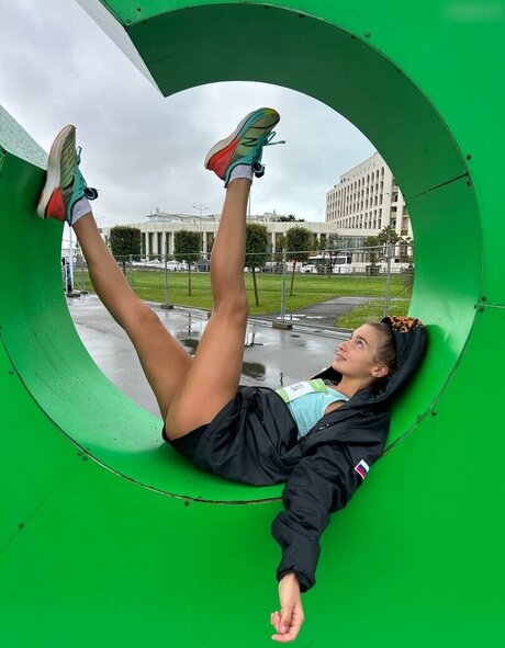 Eliz fit star best pictures