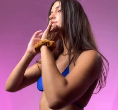 Angelic Roxy star sexy pics