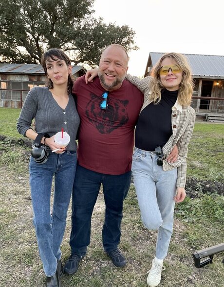 Anna Khachiyan thumbnail