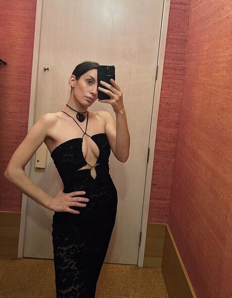 Anna Khachiyan model img