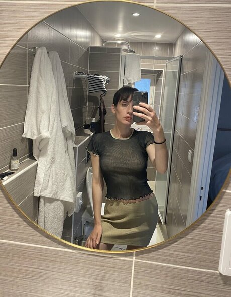 Anna Khachiyan sexy pornstar gallery