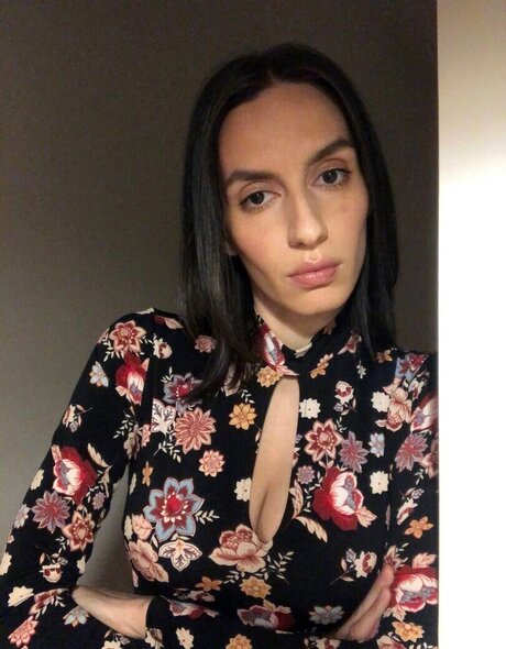 Anna Khachiyan sex model img