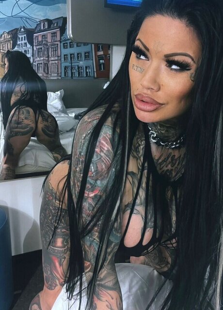 Catherine Teufelsweib beautiful model photos