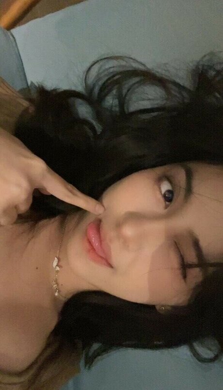 risaatjan free pornstar photos