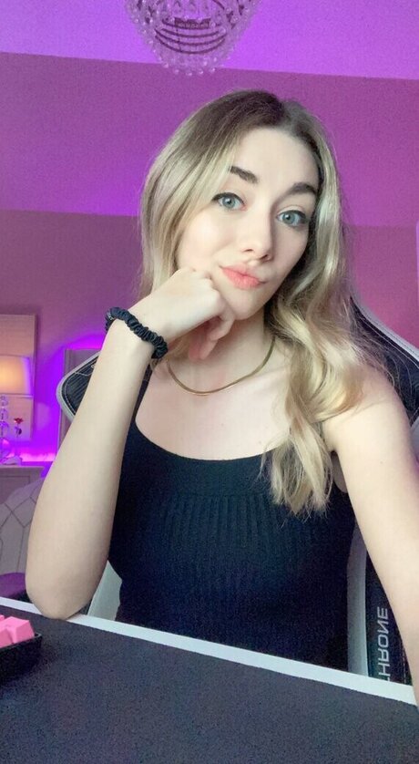 SommerSet naked actress pics