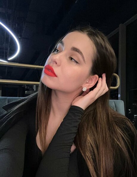 naomimorning model erotic picture