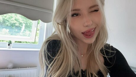 Kitty Mae sex pornstar images