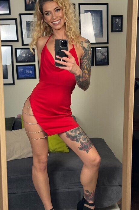 Lisa Luchs star pretty photos