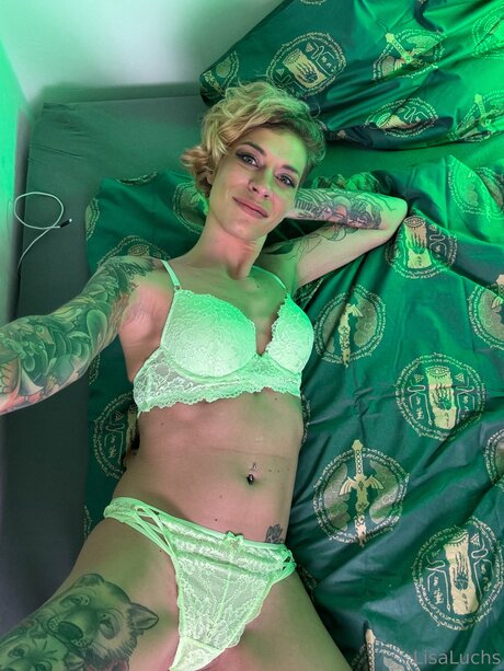 Lisa Luchs model nude photo