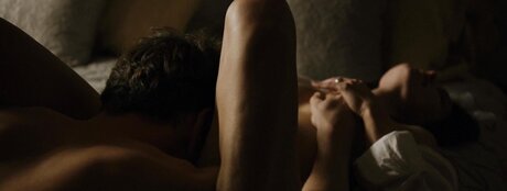 Lena Headey star hot photos