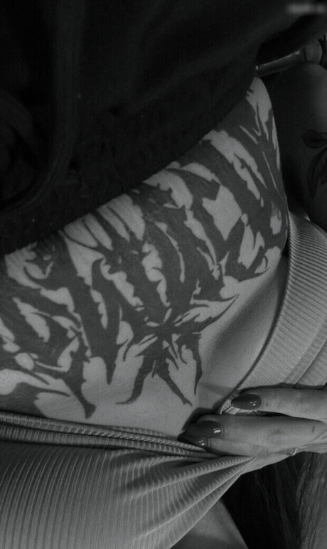 Kira Julie star art img