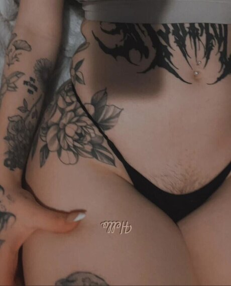 Kira Julie naked actress galleries