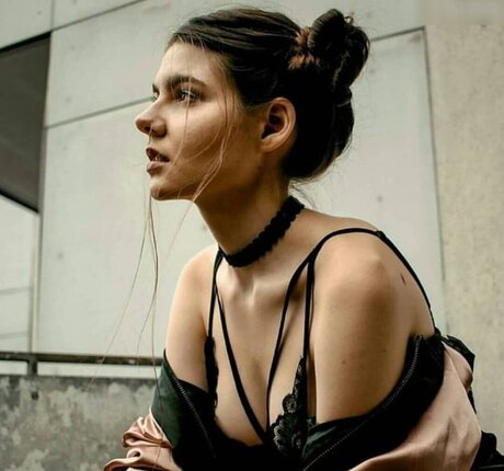 Klaudia Giez high quality actress picture