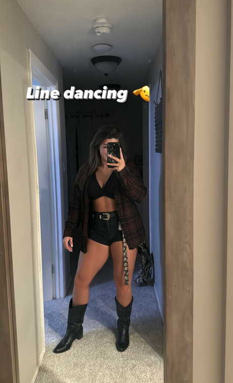 Short Mcnugget pornstar beautiful img