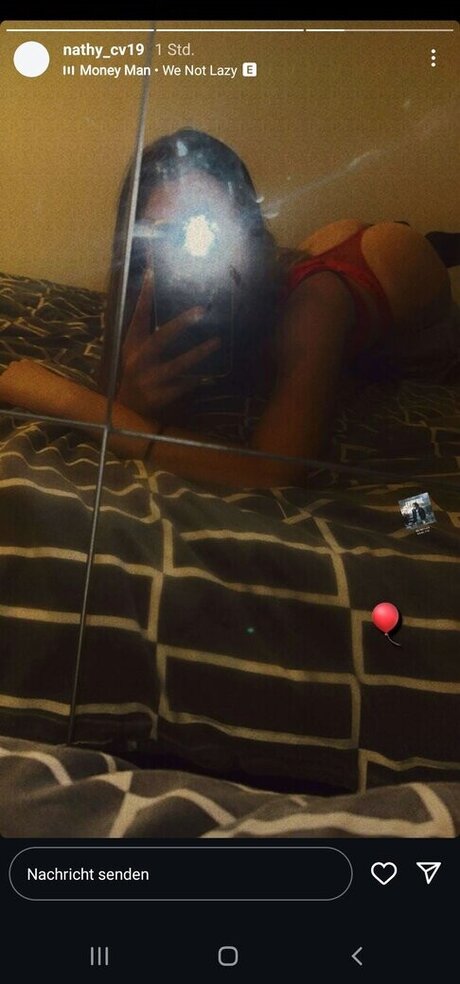 Nathalie Vollmann top model pics