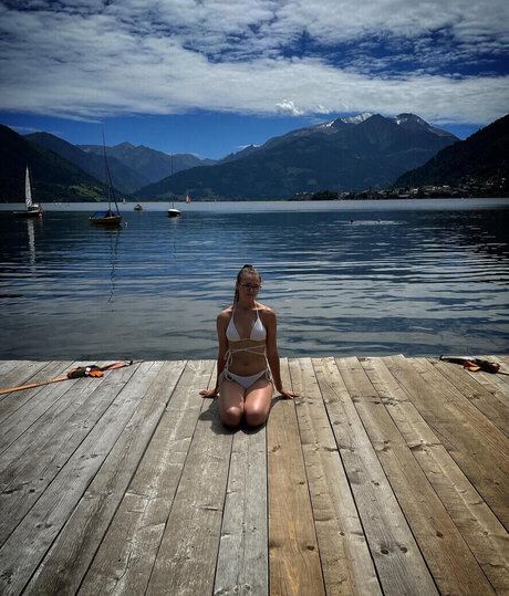 Nathalie Vollmann sexy model galleries