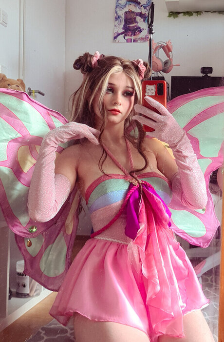 female bodybuilder onlyfans hot naked photo