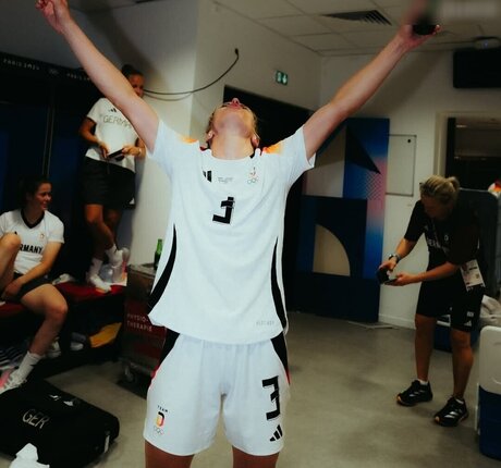 Kathrin Hendrich star free photos