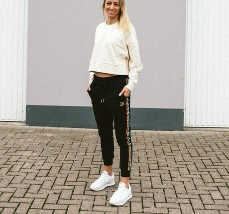 Kathrin Hendrich perfect actress image