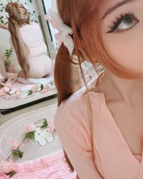 elfinlei pretty pornstar image