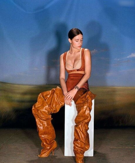 Ad le Exarchopoulos hd pornstar photo